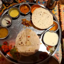 Shahi Bhoj Restaurant, Latur