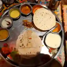 Shahi Bhoj Restaurant, Latur