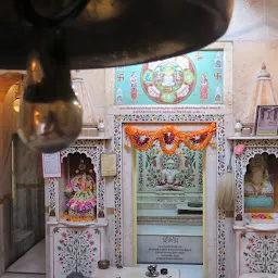 ShantiNath Jain Swetamber Temple, Agra