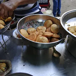 Sharma Gilabada Kachori Amravati