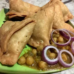 Sharma Ji Chole Bhature