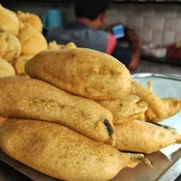 শর্মা স্ন্যাক্স সেন্টার