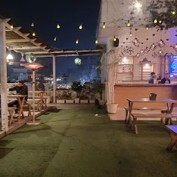 Sheesha Lounge & Restaurant