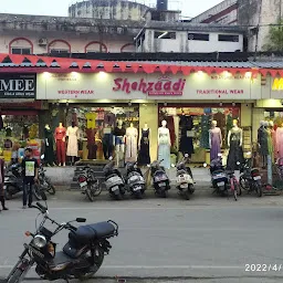 Shehzaadi | Best Retail Ladies Wear | Wholesale of Kurti; Lehenga, Sari