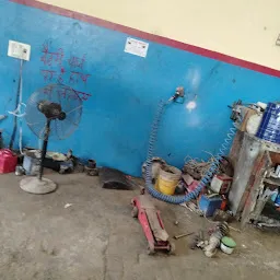 Shiv motor garage