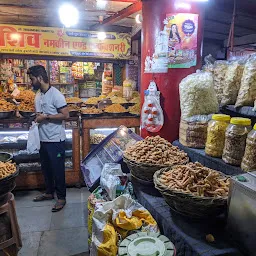 shiv namkeen and confectionary