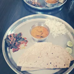 Shivchtrapati भोजनालय 25 rs thali