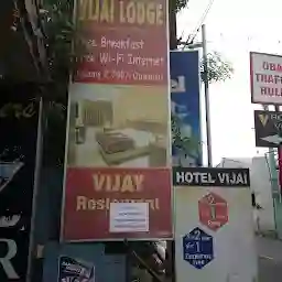Showers Bar Hotel Vijay