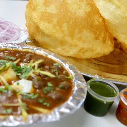 श्री Chhole Bhature ®