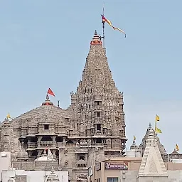 Shree Dwarkadhish Temple
