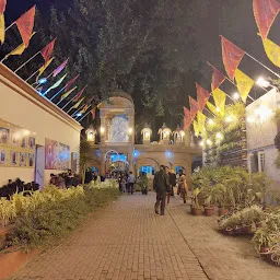 Shree Gayatri Mataji Temple Janakpuri, West Bareilly