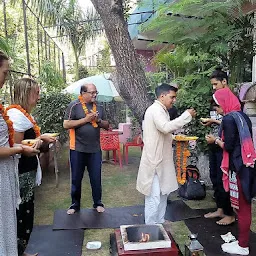 Shree Mahesh Heritage - Meditation School India