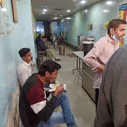 Shree Nityanand Namkeen Bhandar ( Nana Seth ki kachori)