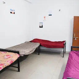 SHREE RADHE GIRLS HOSTEL BHOPAL ..