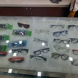 Shree Rajeshwar Opticals