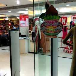 Shree Shivam - Wedding Clothing Fashion & Lifestyle Store (Bilaspur)