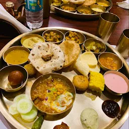 Shree Shivay Thali Dining Varanasi