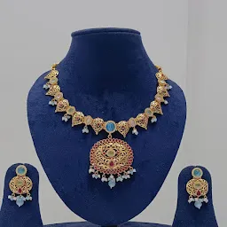 SHREE SONI RAMNIKLAL JEWELLERS