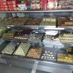 SHREE VIGHNAHARTA SWEET CORNER