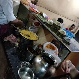 Shreenath Bhel and Chaat