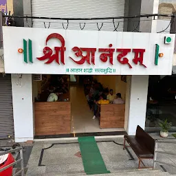 Shri Anand Restaurant
