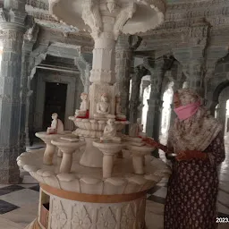 Shri Bade Aadeshwar Ji Jain Tirth