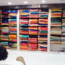 Shri Balaji Saree centre