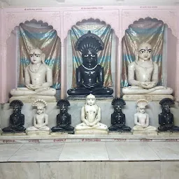 Shri Chintamani Parshvnath Shwetambar Jain Derasar