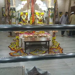 Shri Dadaji Dhuniwale Temple