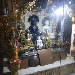 shri digambar jain temple, lal kurti