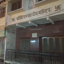 shri digambar jain temple, lal kurti