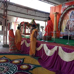 Shri Janardan Swami Ashram Shri Shivgiriji Maharaj - Hindu temple ...