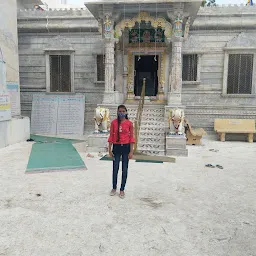 Shri Kunthunath bhagwan Shwetambar Jain Derasar