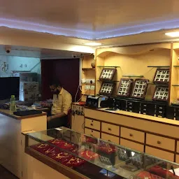 Shri Laxmi Jewellers