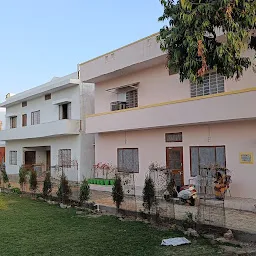 Shri Laxmi Niwas Guest House