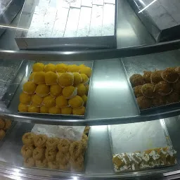 Shri Laxmi Sweets