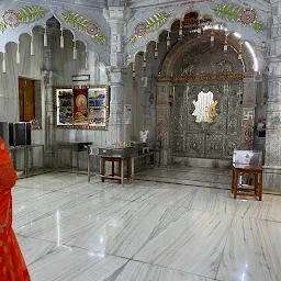 Shri Padma Prabh Digambar Jain Mandir