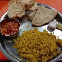 Shri Parth Food in corner
