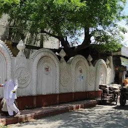 SHRI RADHA MADHAV MANDIR