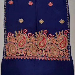 Shri Radhey Shawls