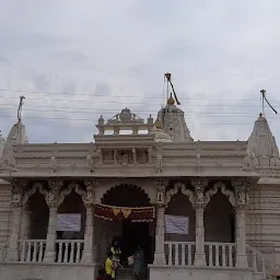 Shri Shantinath Bhagwan Shwetambar Jain Derasar