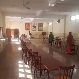 Shri Shradhanand Bal Vanita Ashram