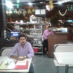 Shri Siddhi Restaurant
