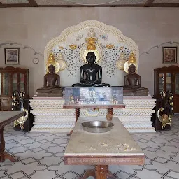 श्री शांतिनाथ दिगंबर जैन मंदिर, राज भवन, सिविल लाइन्स, अजमेर