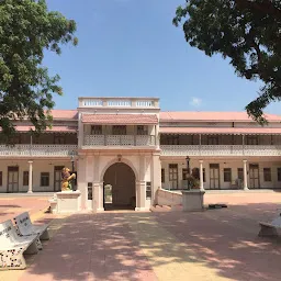 Shrimad Rajchandra Ashram + Adishwar Shwetambar Jain Mandir