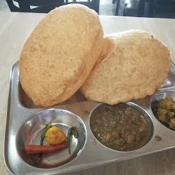 Shyam Chole Bhature & Naan