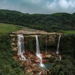 Siat Synteng waterfalls