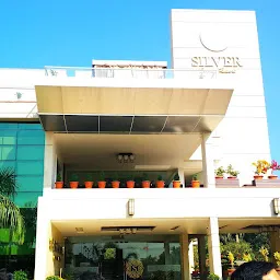 Silver Estate Resort