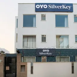 SilverKey Executive Stays 33402 HUDA City Centre