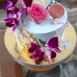 SIMPI'S FRESH HOMEMADE CAKES